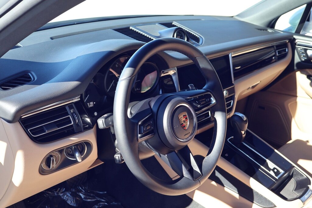 Certified 2025 Porsche Macan SUV
