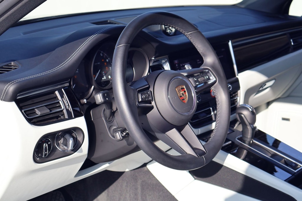 Certified 2025 Porsche Macan SUV