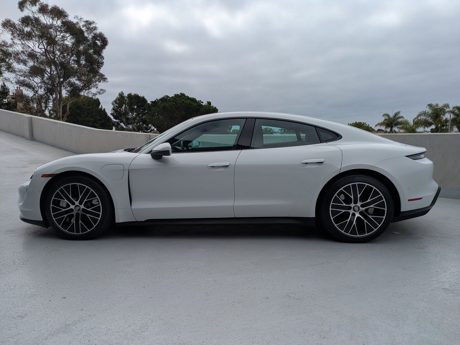 Certified 2022 Porsche Taycan Base with VIN WP0AA2Y18NSA14110 for sale in Newport Beach, CA