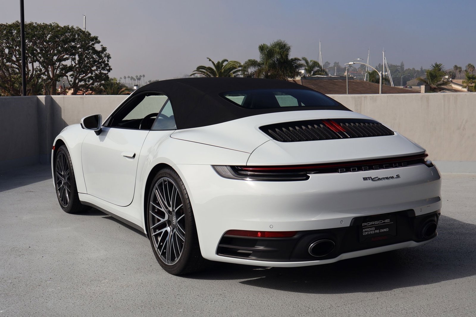 2023 Porsche 911 S photo 3