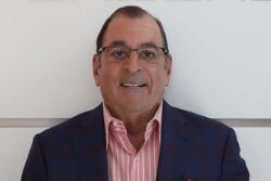 Staff member Tim Tauber from ID_b2c458cd08e8