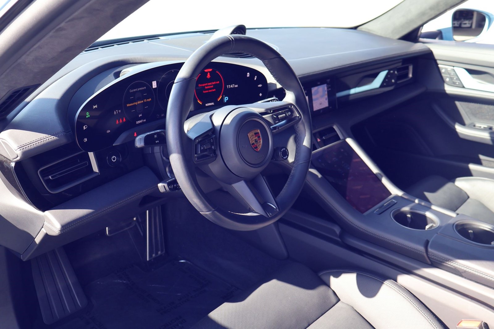 2023 Porsche Taycan GTS Sport Turismo photo 4