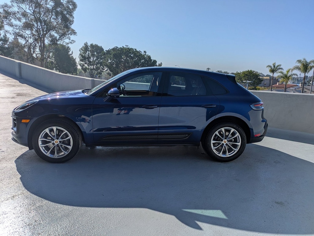 Certified 2024 Porsche Macan  SUV