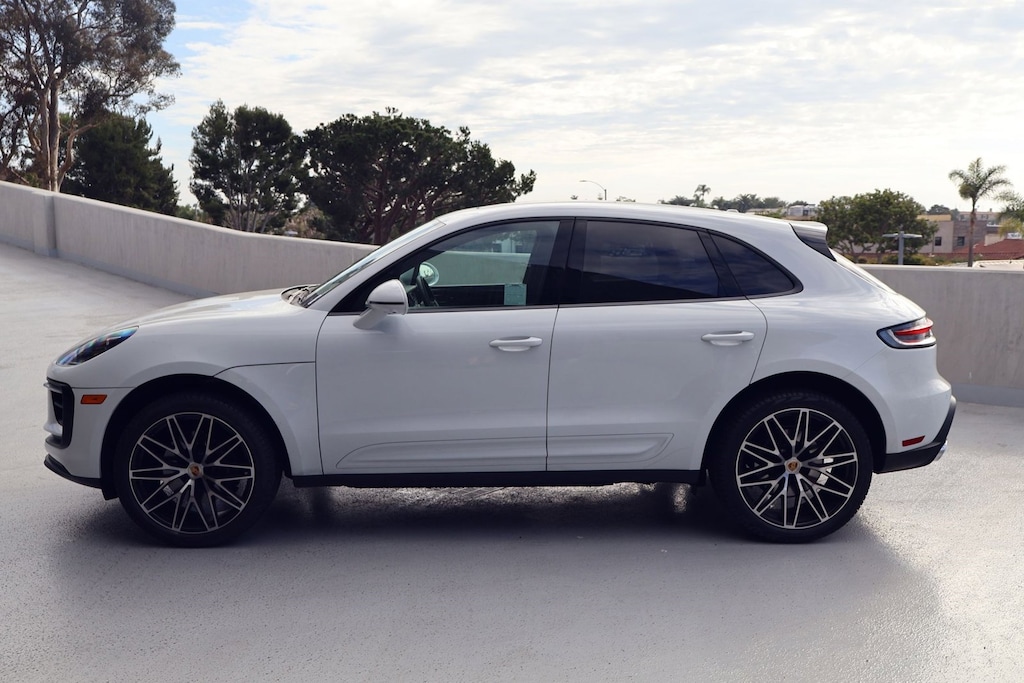 Certified 2025 Porsche Macan SUV