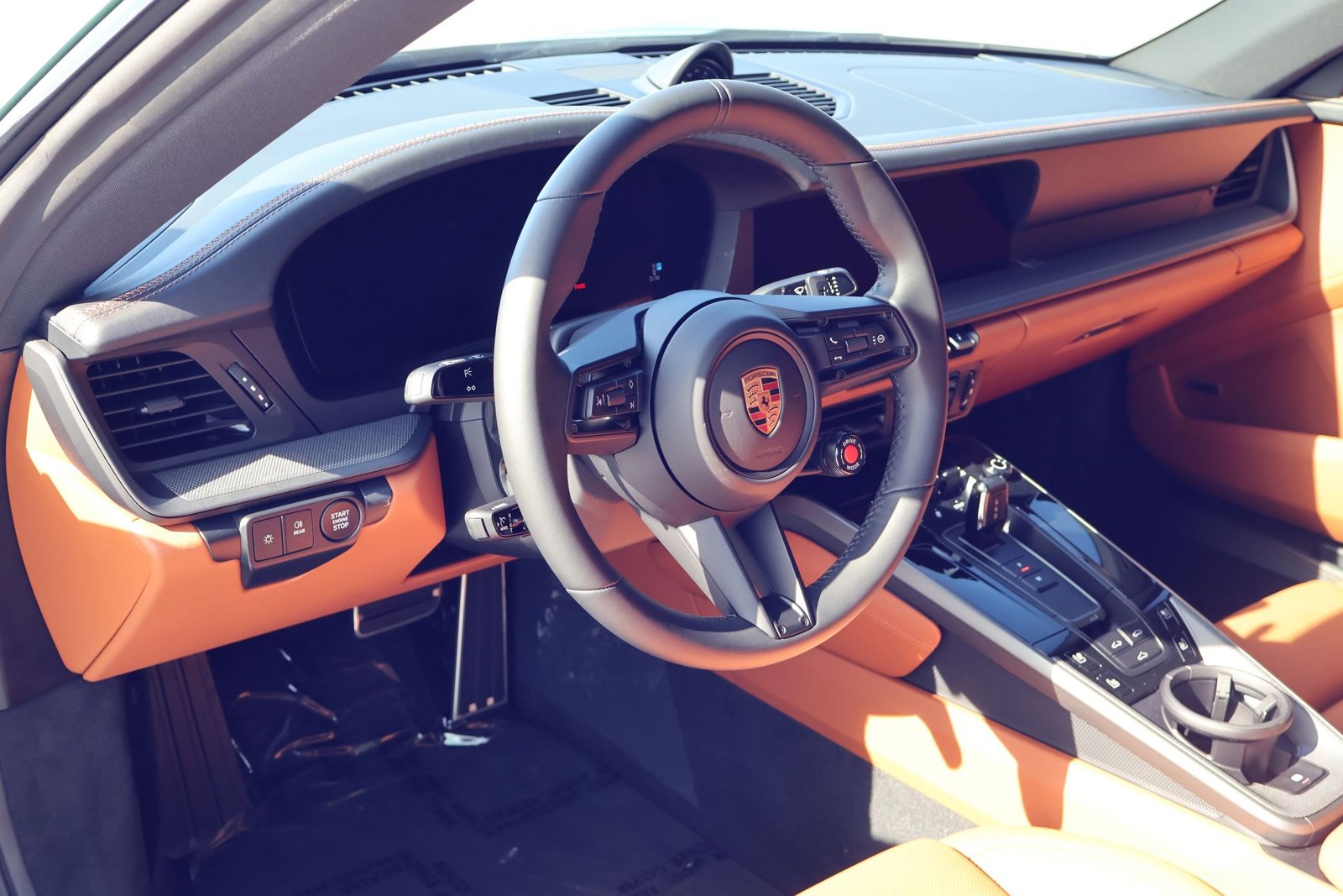 2026 Porsche 911 T photo 4