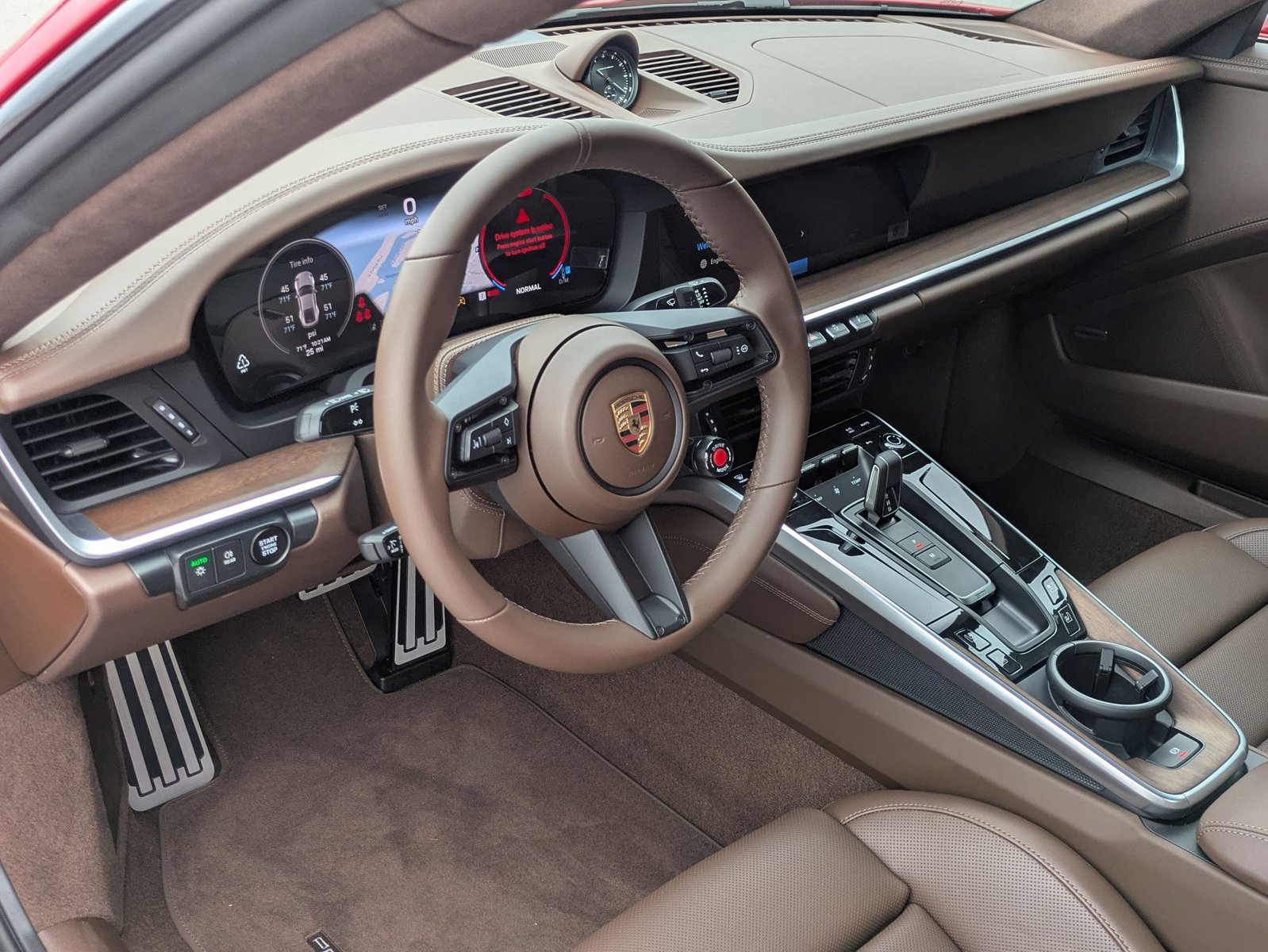 2025 Porsche 911 photo 4