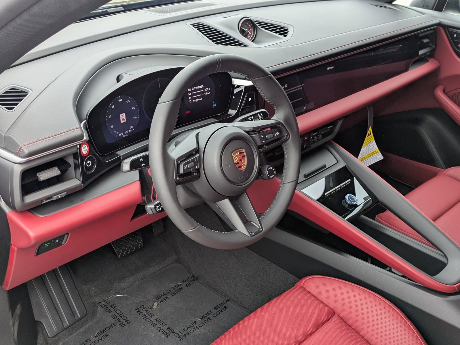 2025 Porsche Macan Electric 4 photo 4