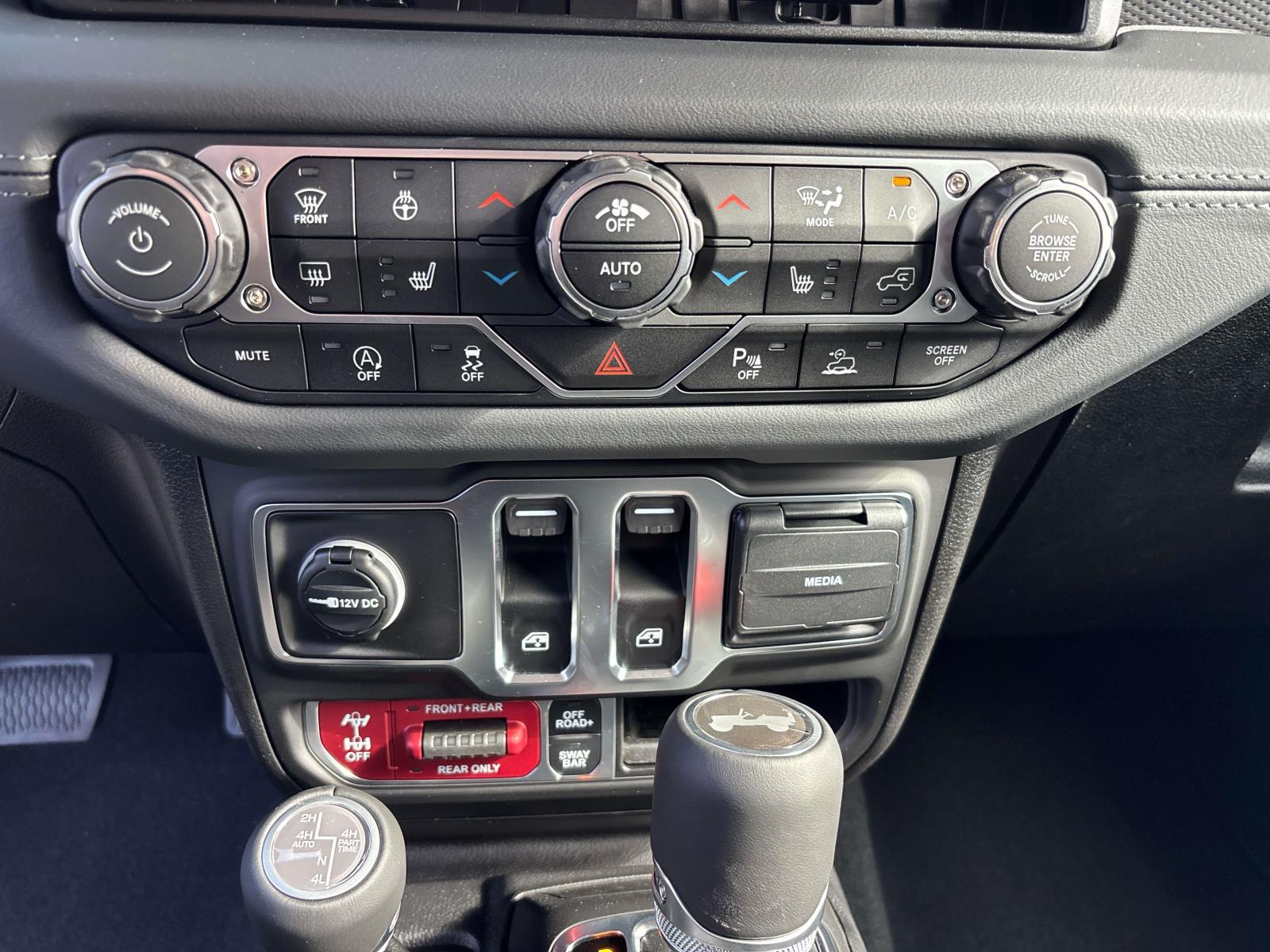 2026 Jeep Wrangler 2-Door Rubicon X - Photo 9