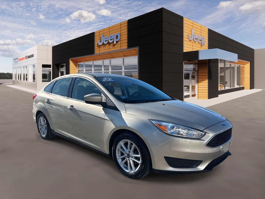 Certified 2018 Ford Focus SE Car