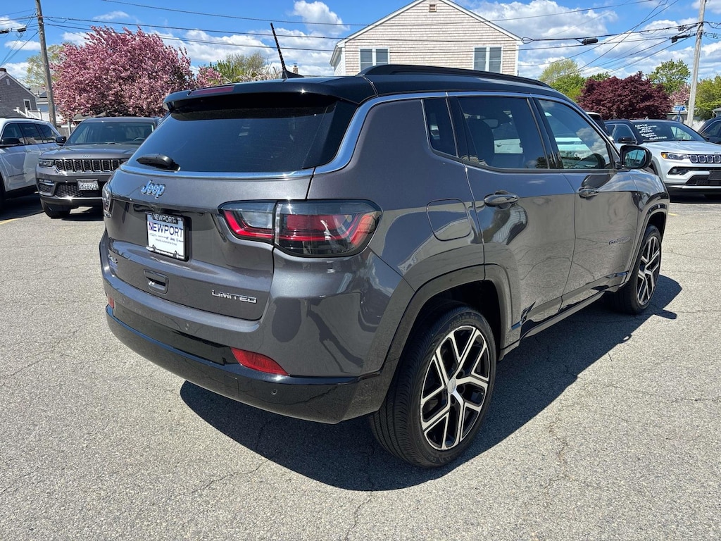 Used 2024 Jeep Compass Limited Sport Utility