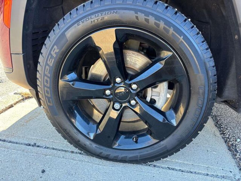 Certified 2022 Jeep Grand Cherokee L Altitude Sport Utility