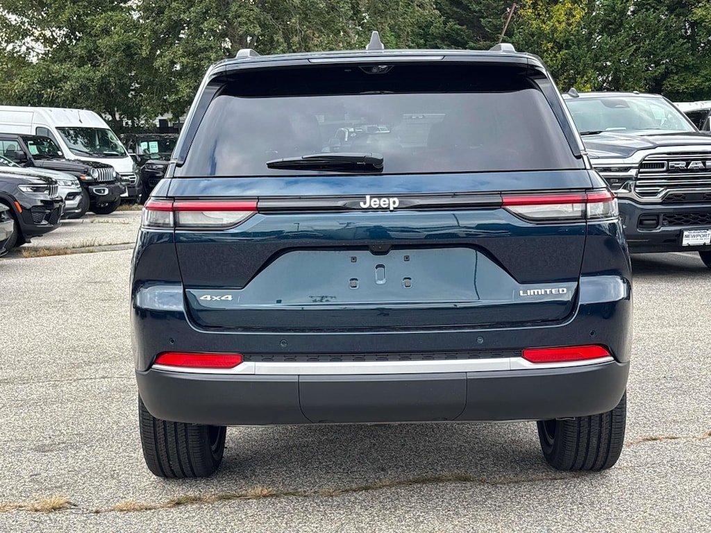 New 2027 Jeep Grand Cherokee LIMITED 4X4 Sport Utility