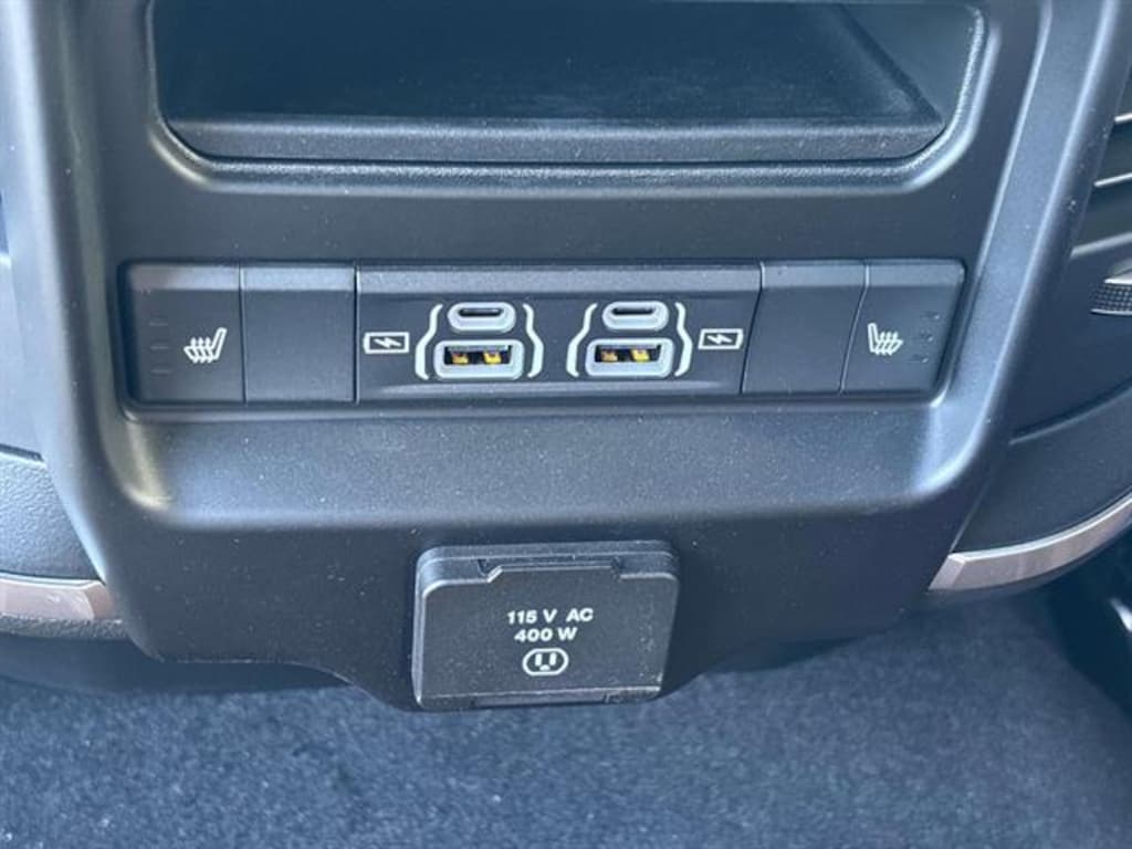 New 2026 Ram 2500 LARAMIE CREW CAB 4X4 6'4 BOX Pickup