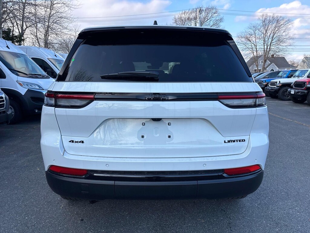 New 2025 Jeep Grand Cherokee LIMITED 4X4 Sport Utility