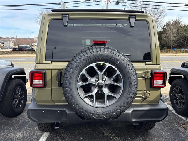 2025 Jeep Wrangler Sport photo 2