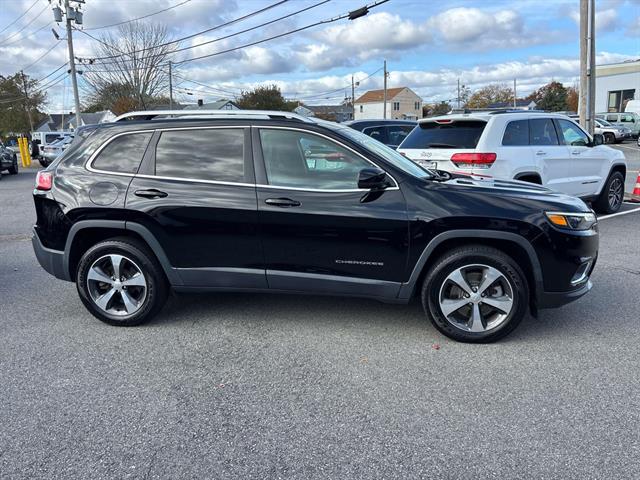 Certified 2019 Jeep Cherokee Limited with VIN 1C4PJMDX0KD441018 for sale in Middletown, RI