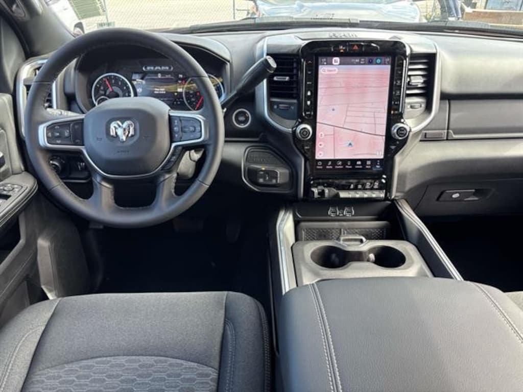 New 2026 Ram 3500 BIG HORN CREW CAB 4X4 6'4 BOX Pickup