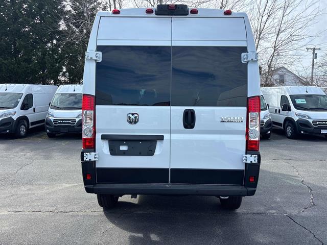 2025 Ram ProMaster 1500 photo 3