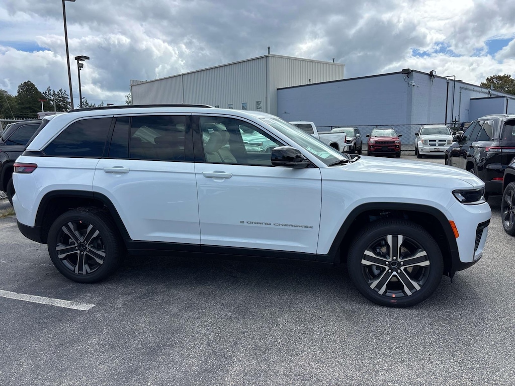 New 2027 Jeep Grand Cherokee LIMITED 4X4 Sport Utility