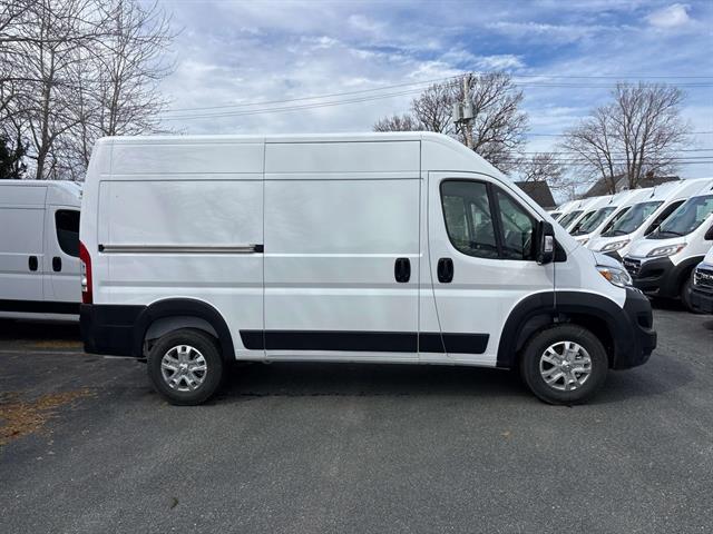 2025 Ram ProMaster 2500 photo 2