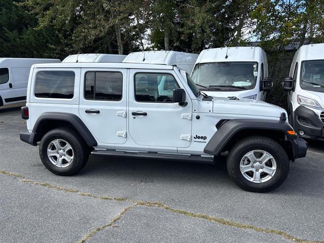 2022 Jeep Wrangler Unlimited Sport S photo 2
