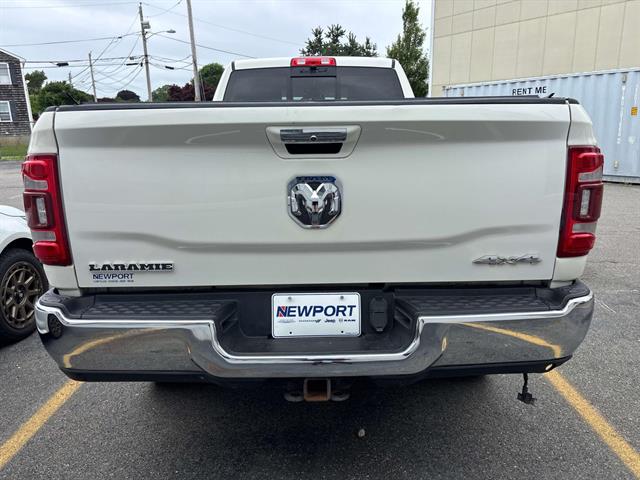 2019 Ram 3500 Laramie photo 4