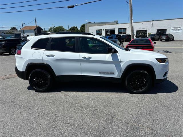 Used 2023 Jeep Cherokee Altitude Lux with VIN 1C4PJMMB1PD112727 for sale in Middletown, RI