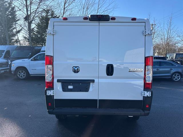 2025 Ram ProMaster 1500 photo 3