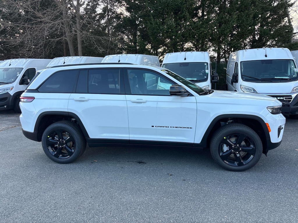 New 2025 Jeep Grand Cherokee LIMITED 4X4 Sport Utility