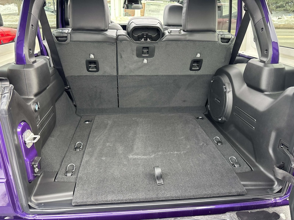 New 2026 Jeep Wrangler 4-DOOR SAHARA Sport Utility