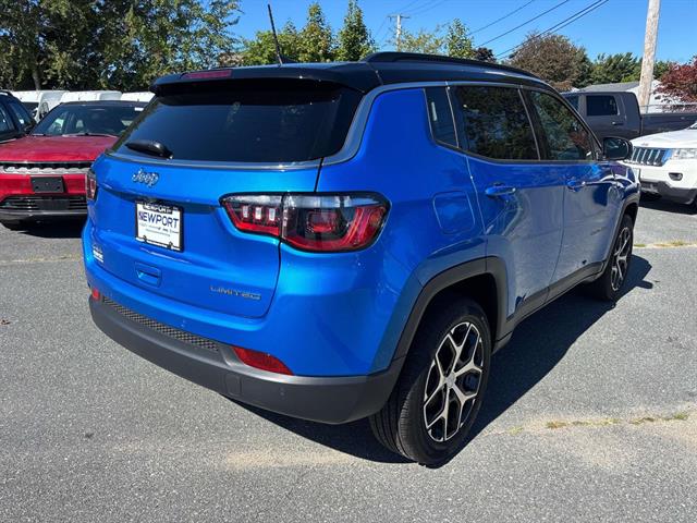 2024 Jeep Compass Limited photo 3