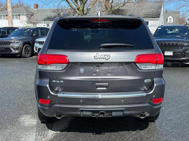2021 Jeep Grand Cherokee Overland photo 2