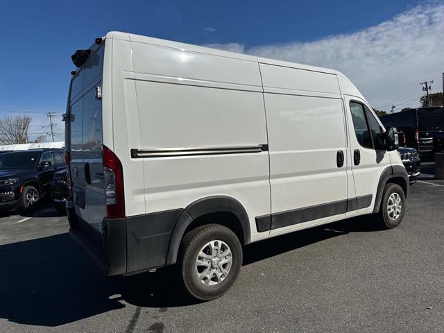 2025 Ram ProMaster 2500 photo 3