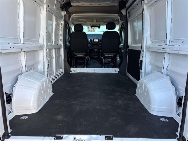 2025 Ram ProMaster 2500 photo 4