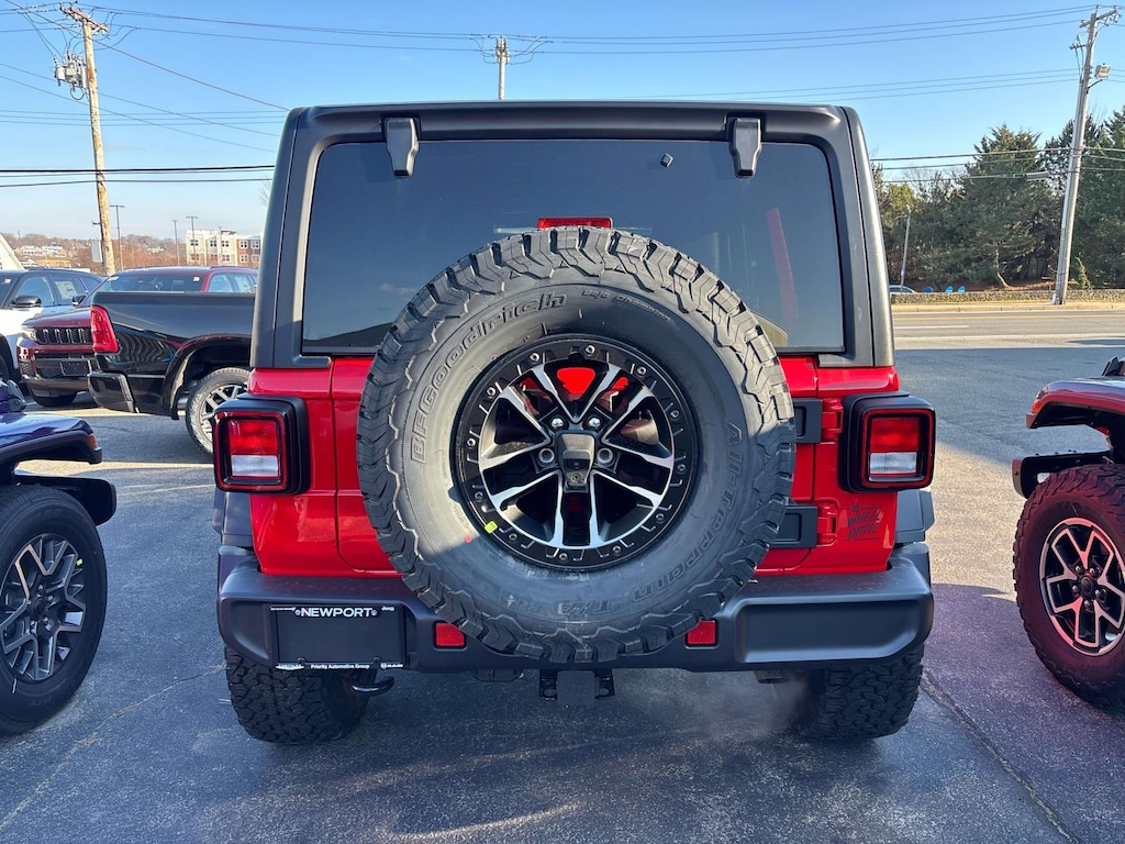 New 2026 Jeep Wrangler 4-DOOR WILLYS Sport Utility