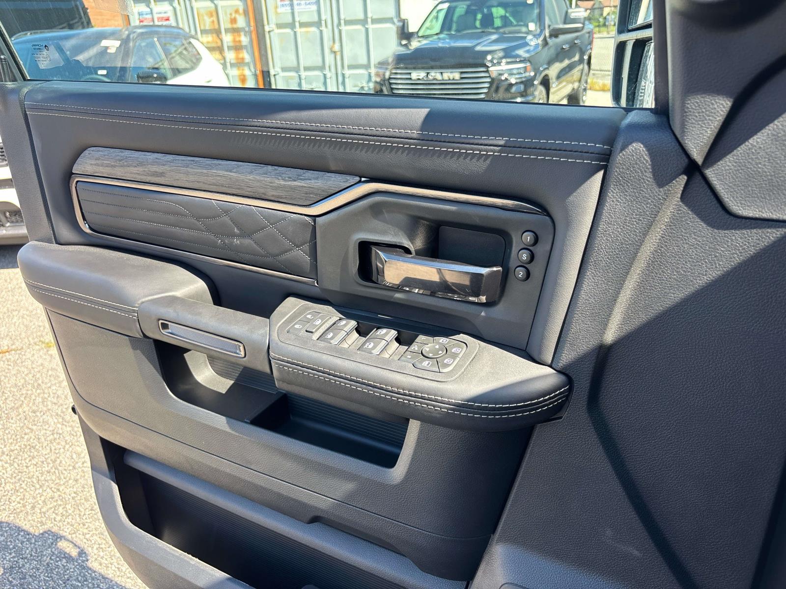 2026 RAM 2500 Limited - Photo 11