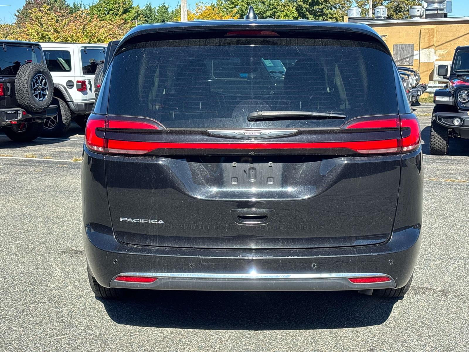 Certified 2024 Chrysler Pacifica Touring L Van