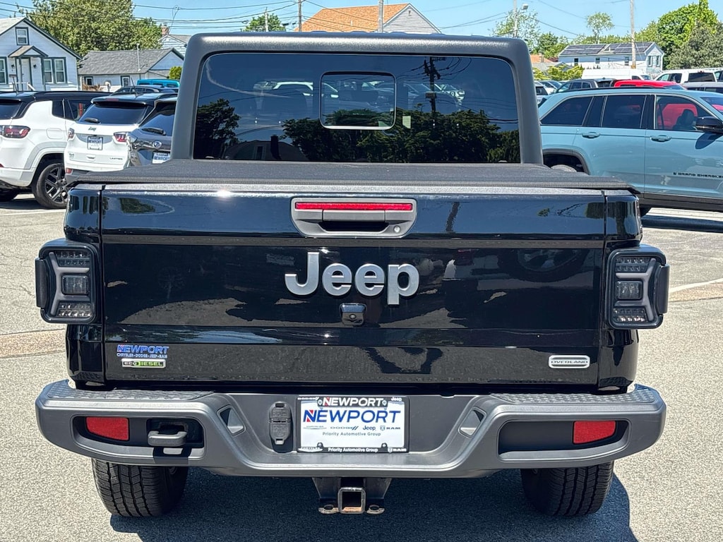 Certified 2021 Jeep Gladiator Overland Truck