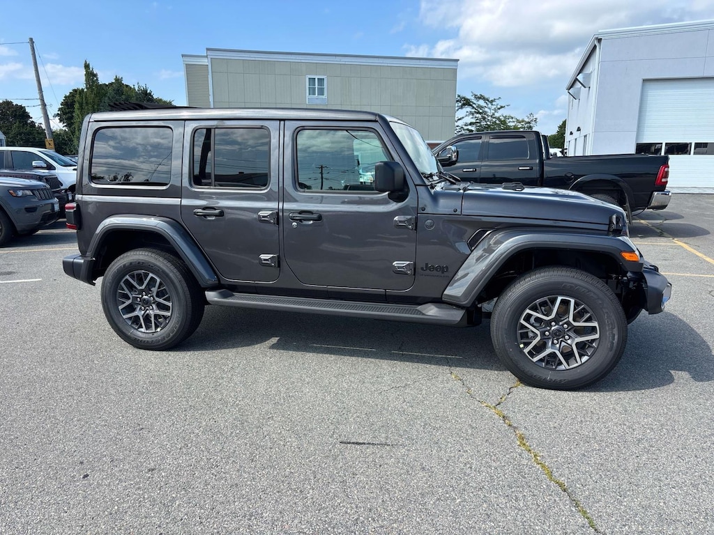 New 2026 Jeep Wrangler 4-DOOR SAHARA Sport Utility