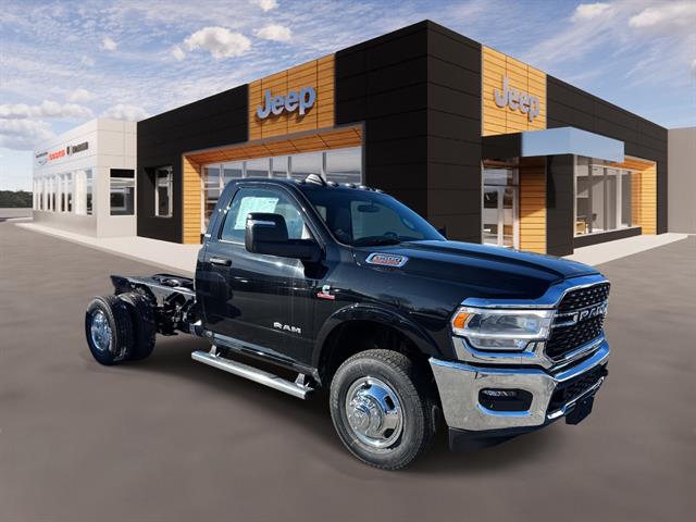2024 RAM Ram 3500 Chassis Cab SLT's photo