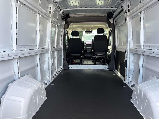 2025 Ram ProMaster 2500 photo 4