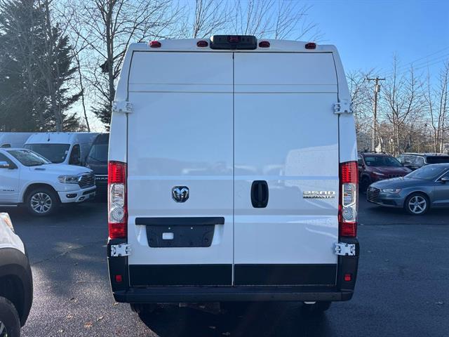 2025 Ram ProMaster 2500 photo 3