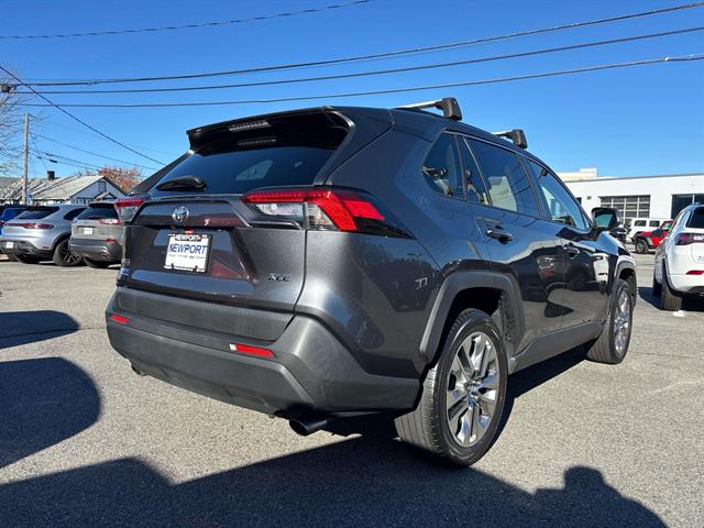 2019 Toyota RAV4 XLE Premium photo 2