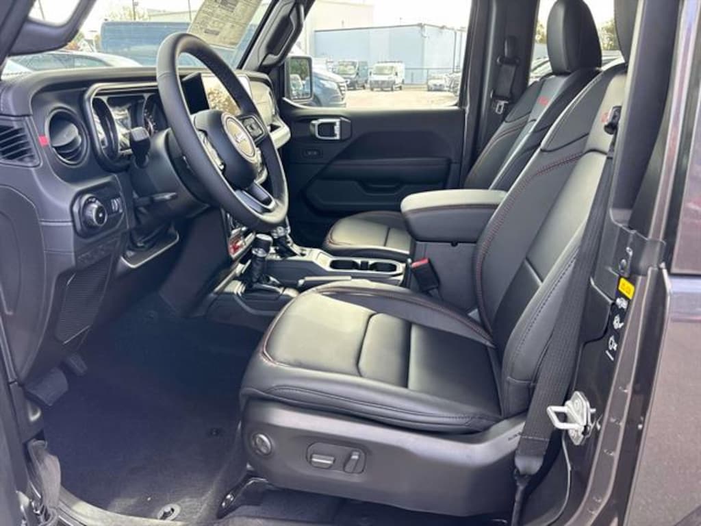 New 2026 Jeep Wrangler 2-DOOR RUBICON X Sport Utility