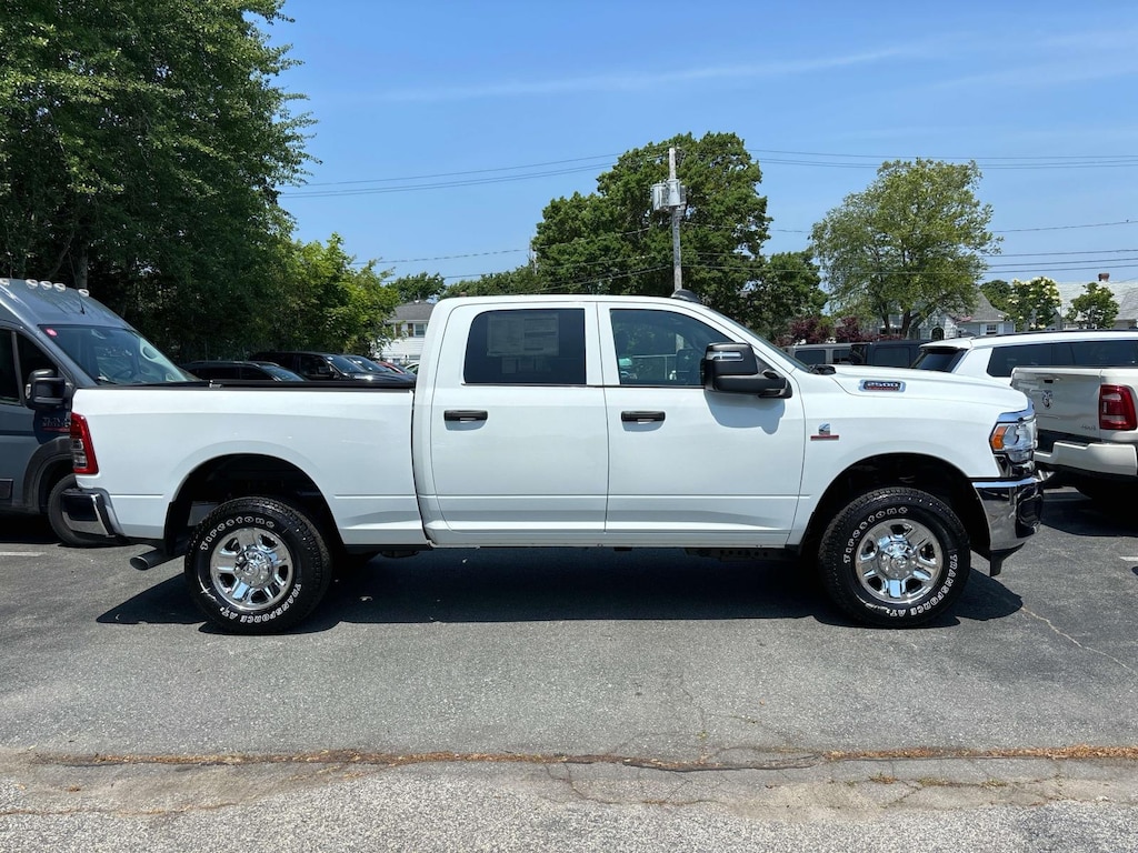 New 2024 Ram 2500 TRADESMAN CREW CAB 4X4 6'4 BOX Pickup