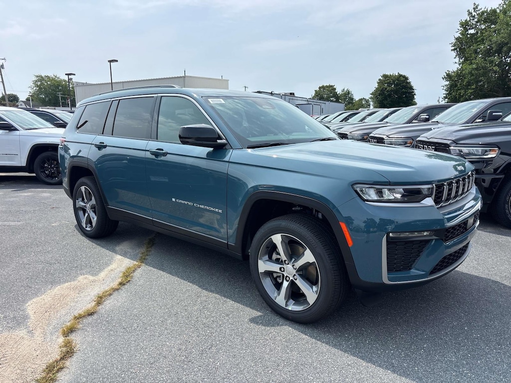 New 2026 Jeep Grand Cherokee L LIMITED 4X4 Sport Utility