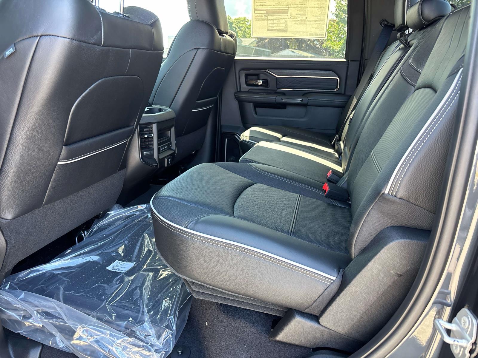 2026 RAM 2500 Limited - Photo 6