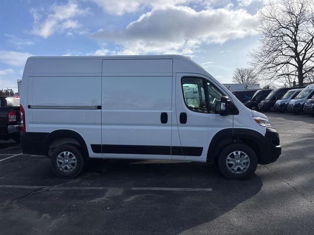 2025 Ram ProMaster 1500 photo 2