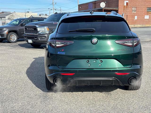 2021 Alfa Romeo Stelvio Ti Sport's photo