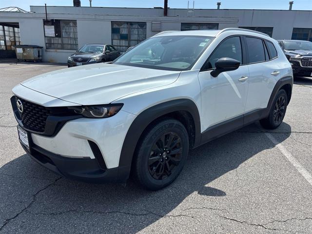 2023 Mazda CX-50 2.5 Preferred Plus photo 4
